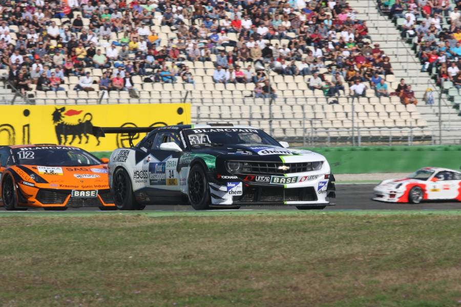 ADAC GT Masters: Erfolgreiches Saison-Finale für Maximilian Sandritter