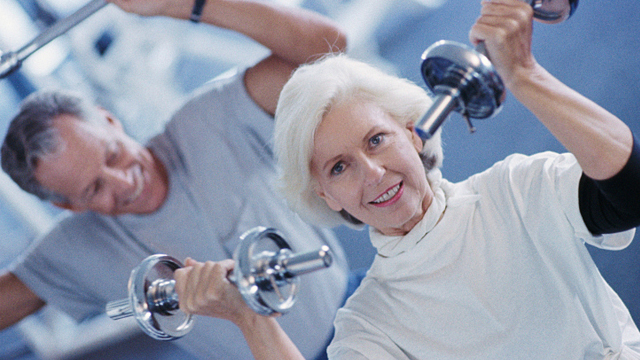 Krafttraining ist für ältere Menschen sinnvoll