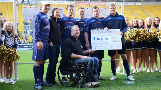 Laureus Benefiz Spiel 2013 - Sieg für Dresden und die Laureus Kids