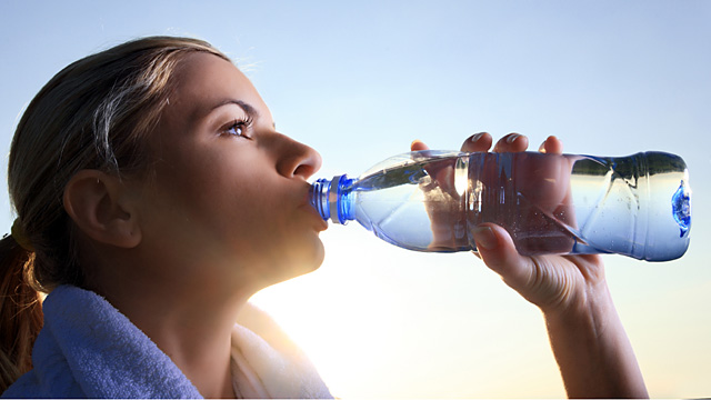 Flüssigkeitsverluste richtig ausgleichen - Hydrationstest für Sportler